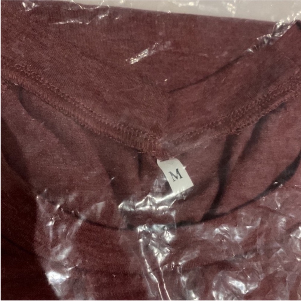2 NWT/1 EUC Short Sleeve Solid/Striped Tees (Light Blue & Burgundy) - size S&M - Picture 16 of 16